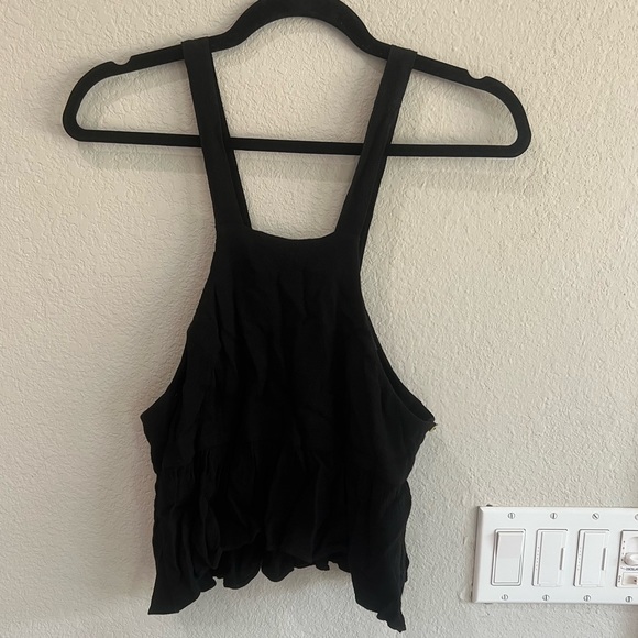 Stone Cold Fox Liam Crop Tank - Picture 2 of 8